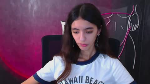 Snapshot of miri_miss chatting on 12-22-24, 10:17 Miri online show from 12-22-24, 10:17