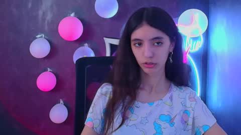 Snapshot of miri_miss chatting on 02-19-25, 01:28 Miri online show from 02-19-25, 01:28