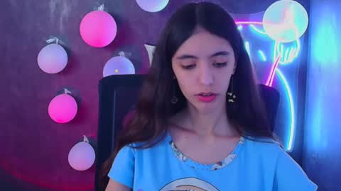 Snapshot of miri_miss chatting on 02-23-25, 01:32 Miri online show from 02-23-25, 01:32