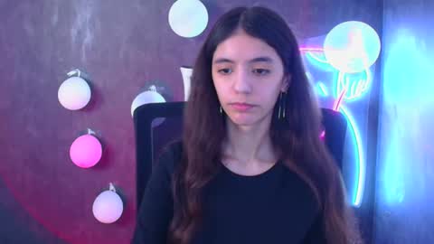 Snapshot of miri_miss chatting on 02-27-25, 04:32 Miri online show from 02-27-25, 04:32