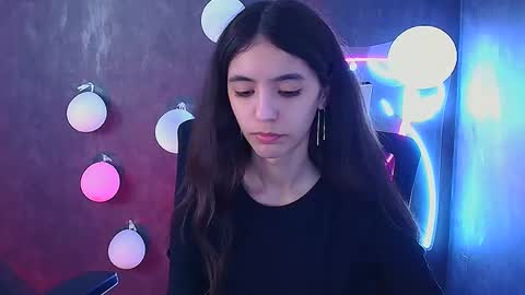 Snapshot of miri_miss chatting on 02-28-25, 04:53 Miri online show from 02-28-25, 04:53