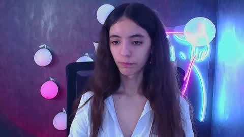 Snapshot of miri_miss chatting on 03-05-25, 01:50 Miri online show from 03-05-25, 01:50