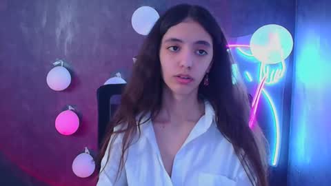 Snapshot of miri_miss chatting on 03-05-25, 04:57 Miri online show from 03-05-25, 04:57