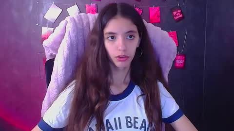 Snapshot of miri_miss chatting on 11-10-25, 12:48 Miri online show from 11-10-25, 12:48