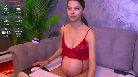 Miriam online show from 10-28-25, 01:58