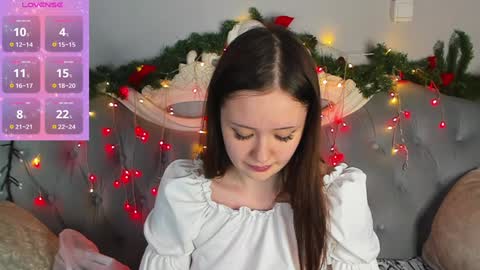 Miriam WhiteF online show from 01-12-25, 01:48