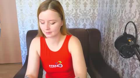 Snapshot of mirrash chatting on 01-11-25, 11:45 Anna online show from 01-11-25, 11:45