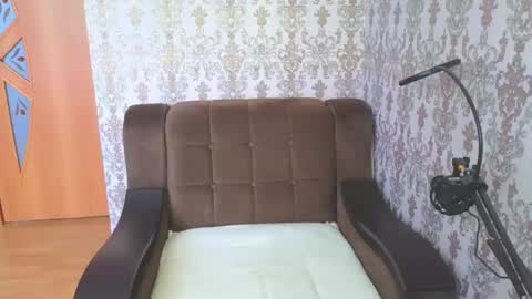 Snapshot of mirrash chatting on 01-15-25, 09:45 Anna online show from 01-15-25, 09:45