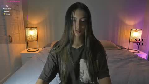 Eliza online show from 10-17-25, 05:54