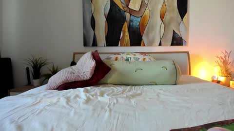 Eva online show from 09-16-25, 06:14