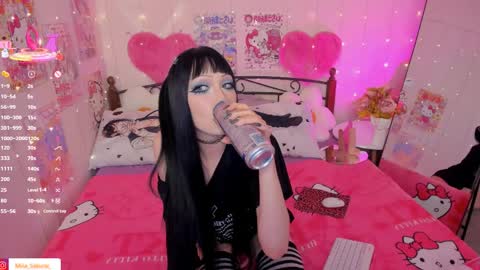 Snapshot of misasakurai chatting on 04-10-26, 02:33 Misa Sakurai online show from 04-10-26, 02:33