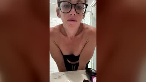 mischiefmamaxs online show from 07-27-26, 05:36