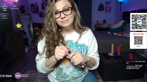 Snapshot of mischiefmuse chatting on 01-16-25, 05:11 Mischief Muse online show from 01-16-25, 05:11