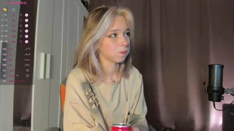 misekiii online show from 11-04-25, 11:59