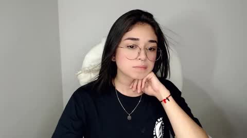 Snapshot of misha__sweet__27 chatting on 01-15-25, 05:40 misha online show from 01-15-25, 05:40