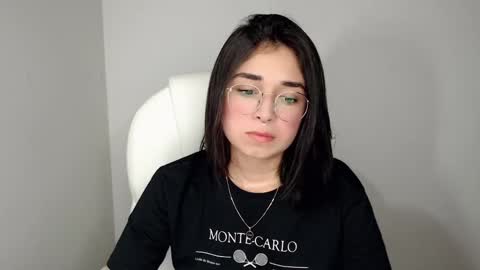 Snapshot of misha__sweet__27 chatting on 01-19-25, 07:04 misha online show from 01-19-25, 07:04