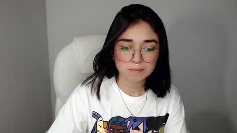 Snapshot of misha__sweet__27 chatting on 01-20-25, 06:21 misha online show from 01-20-25, 06:21