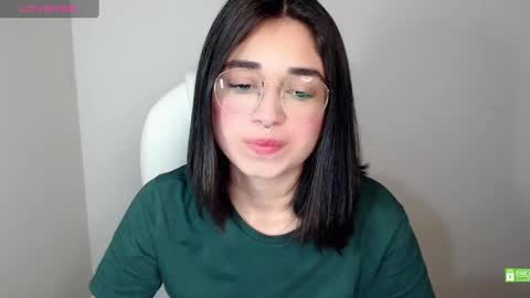 Snapshot of misha__sweet__27 chatting on 02-14-25, 06:45 misha online show from 02-14-25, 06:45