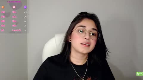 Snapshot of misha__sweet__27 chatting on 02-15-25, 04:58 misha online show from 02-15-25, 04:58