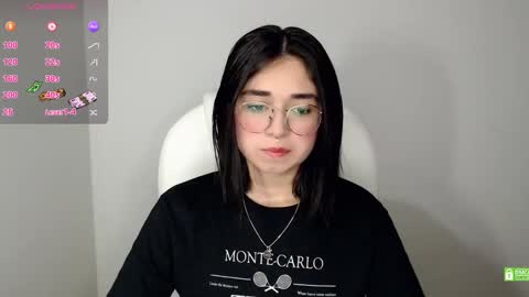 Snapshot of misha__sweet__27 chatting on 02-17-25, 05:58 misha online show from 02-17-25, 05:58