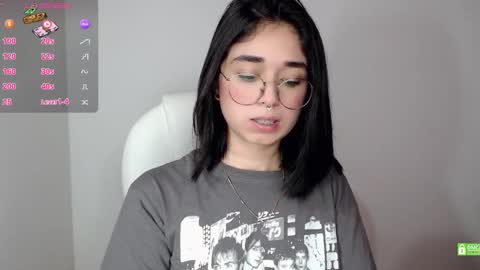 Snapshot of misha__sweet__27 chatting on 02-19-25, 01:06 misha online show from 02-19-25, 01:06
