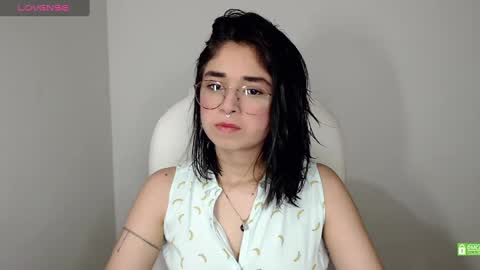 Snapshot of misha__sweet__27 chatting on 03-01-25, 05:09 misha online show from 03-01-25, 05:09