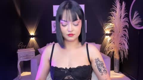 Snapshot of mishanabi_ chatting on 10-16-25, 07:48 Misha online show from 10-16-25, 07:48