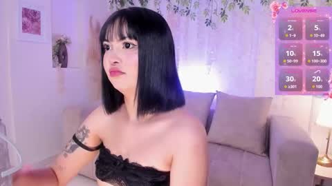 Snapshot of mishanabi_ chatting on 11-17-25, 07:41 Misha online show from 11-17-25, 07:41