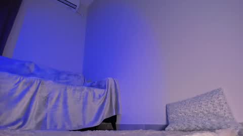 Mishel online show from 01-31-25, 04:17