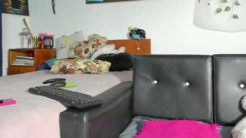 Mishell Bons online show from 03-14-26, 04:07