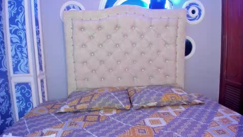 Mishell online show from 12-18-25, 12:11