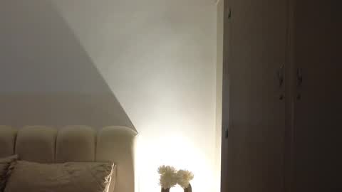 Snapshot of mishelle___7 chatting on 02-24-26, 03:54 Shell online show from 02-24-26, 03:54