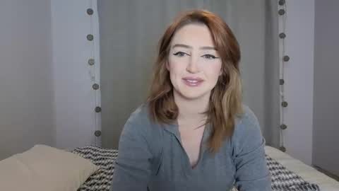 Snapshot of mishymoon chatting on 05-06-26, 11:26 Elora online show from 05-06-26, 11:26