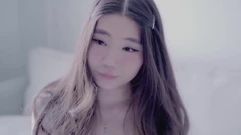 Snapshot of miso_misa chatting on 10-19-25, 08:48 Misa online show from 10-19-25, 08:48