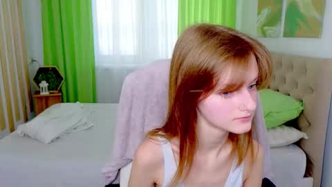 Snapshot of miss___alisa chatting on 02-04-26, 01:17 Alisa NONNUDE online show from 02-04-26, 01:17