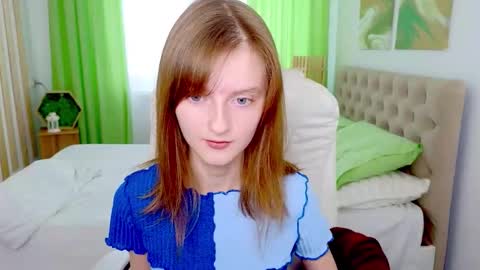 Snapshot of miss___alisa chatting on 02-06-26, 11:13 Alisa NONNUDE online show from 02-06-26, 11:13
