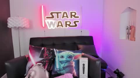 Snapshot of miss___allison chatting on 02-19-26, 11:06 Allison online show from 02-19-26, 11:06