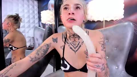 miss___angel online show from 02-24-25, 09:41