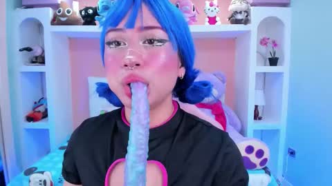 Megan online show from 10-23-25, 06:06