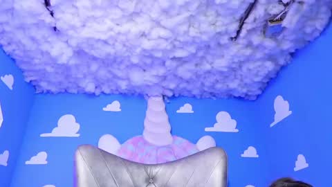 Sara online show from 03-01-25, 09:04