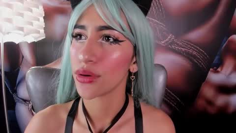 Snapshot of miss___taylor chatting on 03-27-26, 02:28 Taylor online show from 03-27-26, 02:28