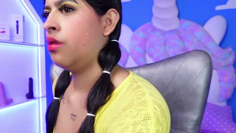 Anya online show from 01-29-25, 10:58