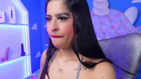 Anya online show from 02-06-25, 10:59