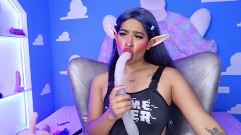 Anya online show from 03-05-25, 11:06