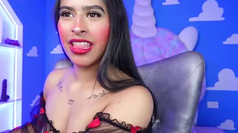 Anya online show from 03-08-25, 11:05