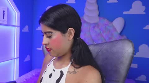 Anya online show from 09-22-25, 11:01