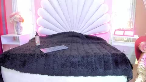 Snapshot of miss__star_ chatting on 05-11-26, 04:04 miss__star_ online show from 05-11-26, 04:04