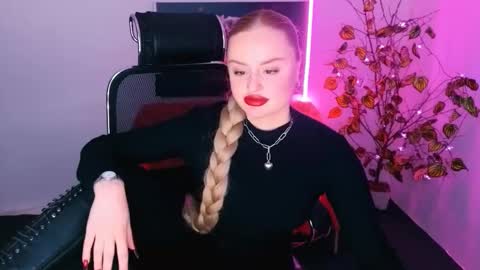 miss_alice_silver online show from 11-24-25, 02:06