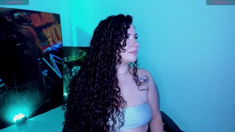 Snapshot of miss_alisse chatting on 09-19-25, 12:02 miss_alisse online show from 09-19-25, 12:02