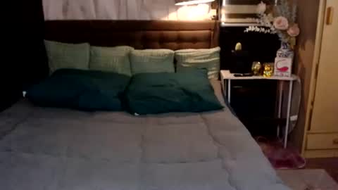 miss angelic15 online show from 06-11-26, 12:32